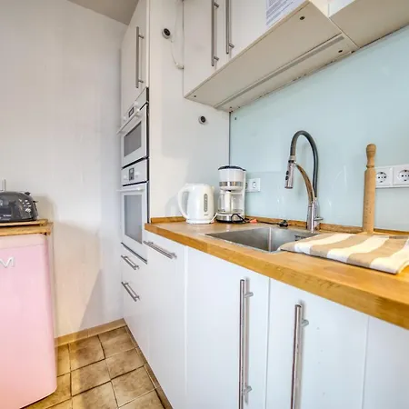 - Haus C, App 0c0512