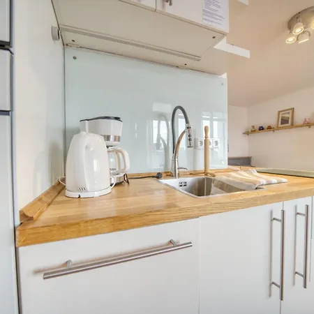 - Haus C, App 0c0512 Appartement