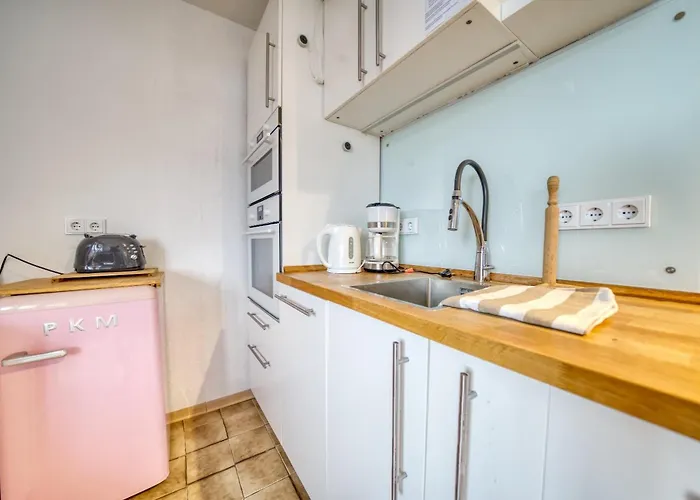 - Haus C, App 0c0512